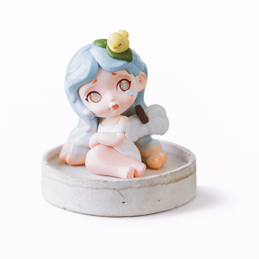 🎨 ToyCity Laura – Mood Hues Collection Series “Binding Clip” Figure